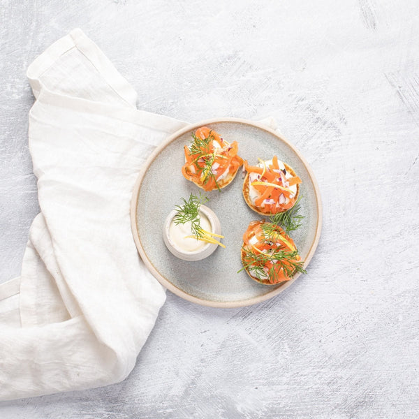 Blinis Med Røget Laks  Dild Og Creme Fraiche    Personer   Nytår